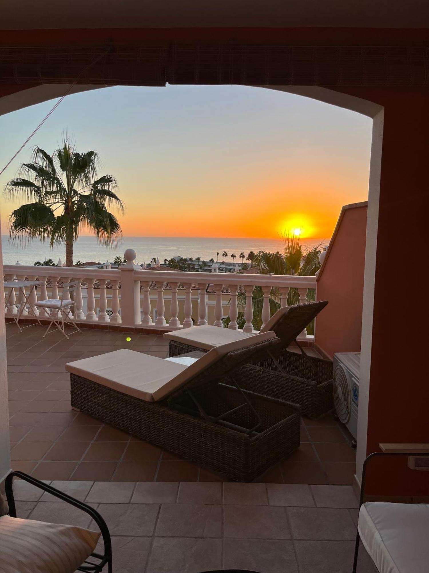 Playa Del Duque-Amazing Views 2 Bedroom Costa Adeje  ภายนอก รูปภาพ