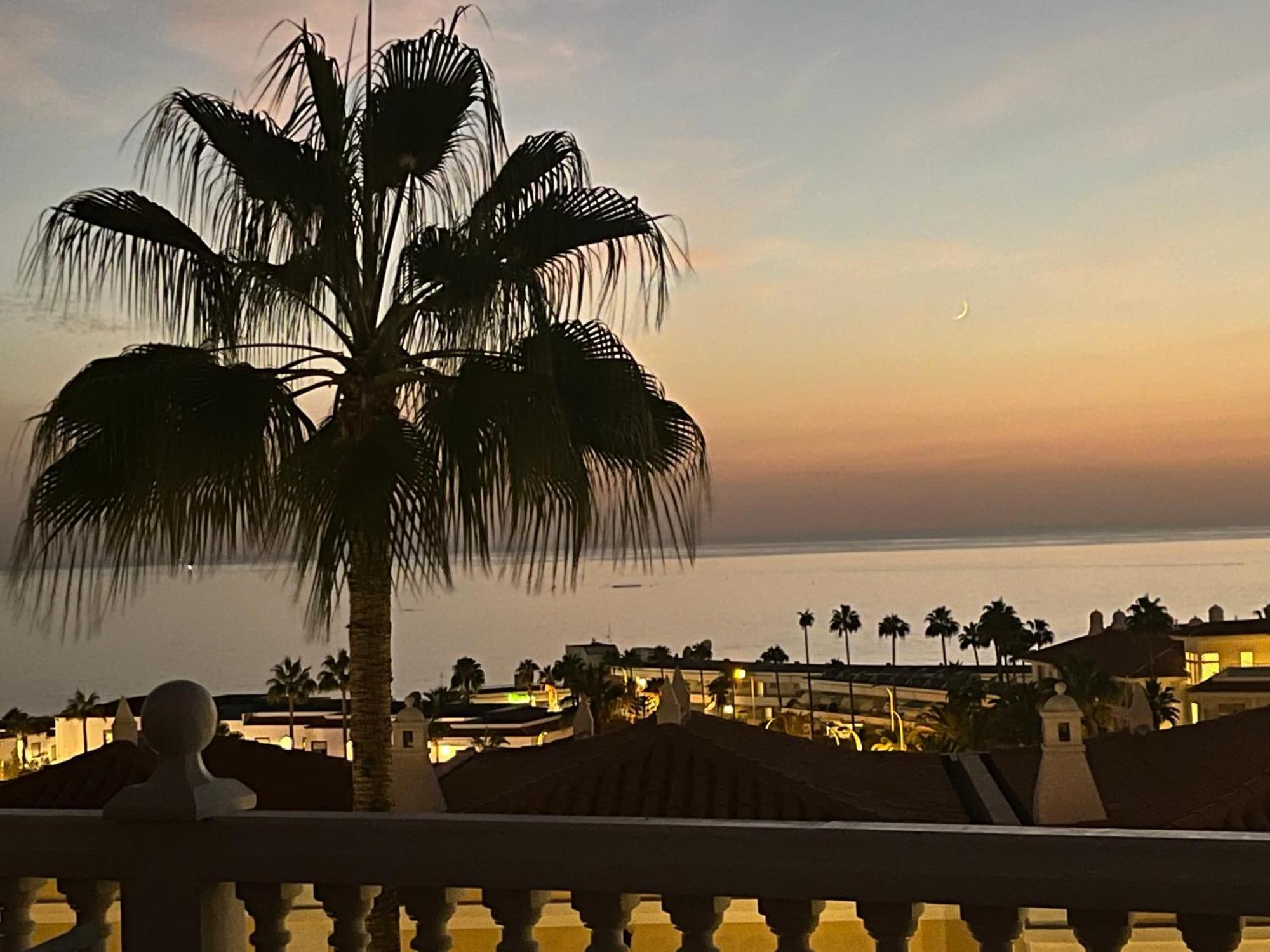Playa Del Duque-Amazing Views 2 Bedroom Costa Adeje  ภายนอก รูปภาพ