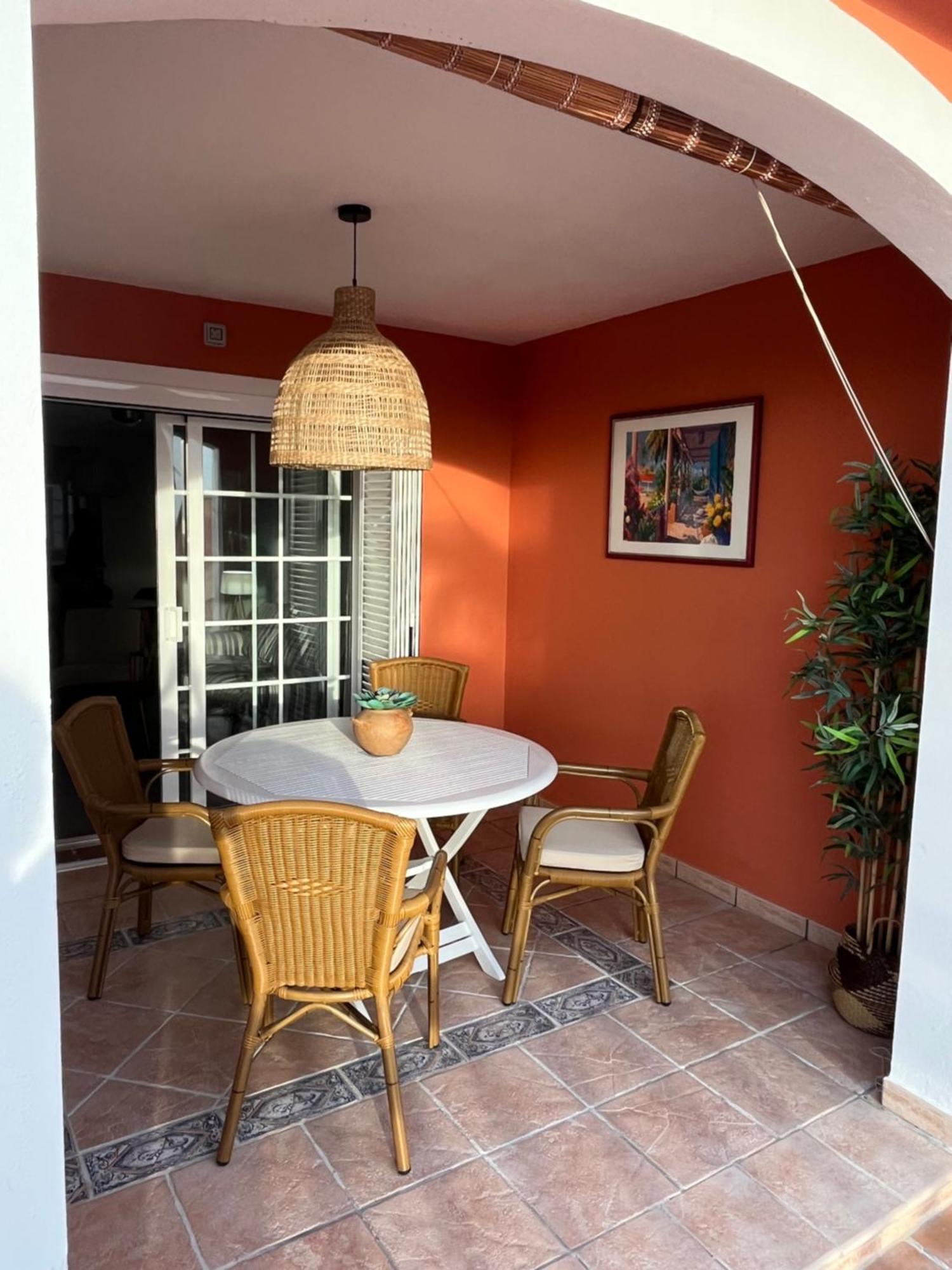 Playa Del Duque-Amazing Views 2 Bedroom Costa Adeje  ภายนอก รูปภาพ